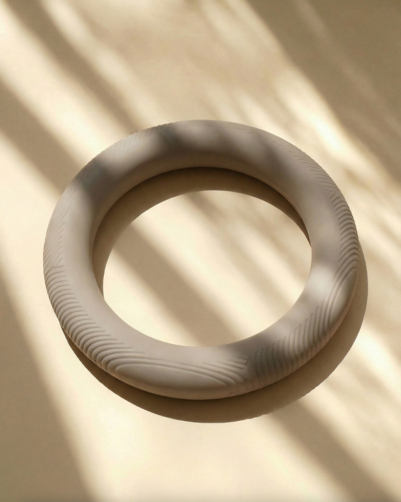 Dumbbell Ring — Milk Tea