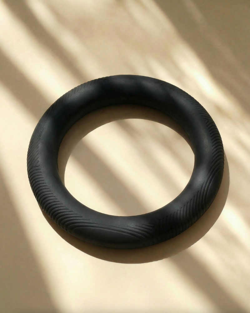 Dumbbell Ring — Black